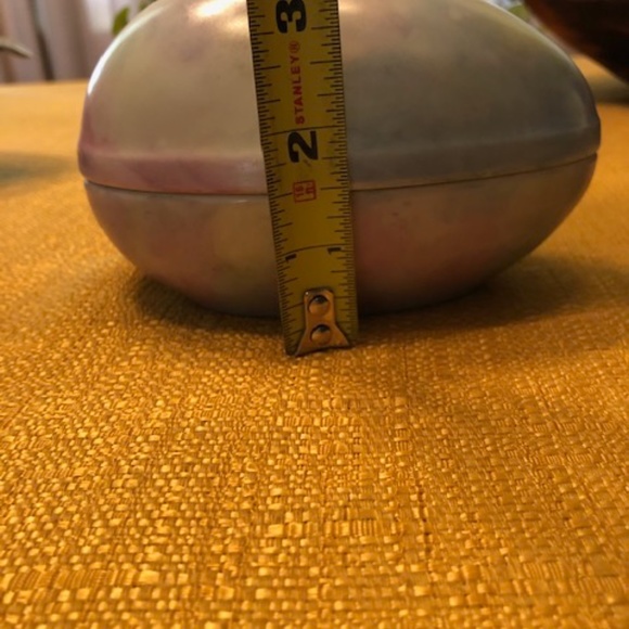 Old, Vintage, Antique Porcelain Covered Egg Jewelry / Keepsake Box - Picture 11 of 13